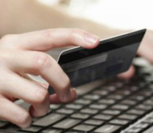 Інтернет-шахрай обдурив жінку на 3 тисячі гривень