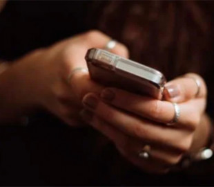 Краплина заспокійливого: сигнал про відбій тривоги озвучуватиме Арестович