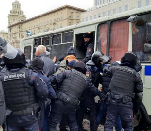 Сбой интернета и разгон протестов: ситуация в Москве на акциях за Навального