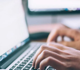 Ринок праці під загрозою. Вплив штучного інтелекту на молодих працівників в Ірландії вже помітний