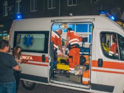 «Синий Кит»: в Киеве на Крещатике несовершеннолетняя вскрыла себе вены