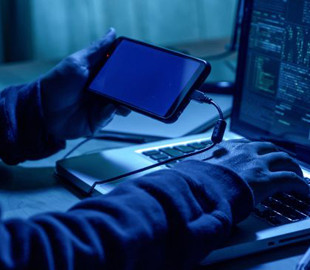 Шахрай видавав себе за радника Трампа: ФБР проводить розслідування