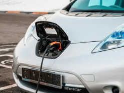 Самые популярные электромобили, импортированные в 2021-м году в Украину