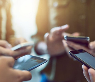 Названо найпопулярніші смартфони Європи, Китаю, США та інших країн