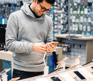 Як визначити хороший смартфон у магазині, не знаючи характеристик