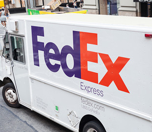 Американская FedEx нарастила чистую прибыль на 23%