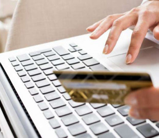 Хотіла оформити допомогу: на Тернопільщині шахрай поцупив з картки переселенки 23 000 гривень