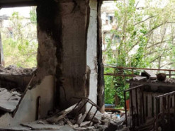 Росія продовжує рівняти Сєвєродонецьк із землею: фото руйнувань