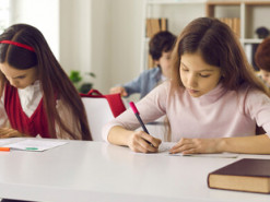 Пора за парты: как будут работать школы в Киеве с 1 сентября