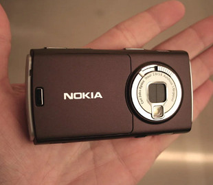 Співробітники попереджали керівництво Nokia: анонс першого iPhone призведе до краху компанії