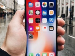 iPhone X раскупили на родине Samsung всего за 3 минуты