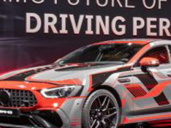 Гибридные модели Mercedes-AMG будут заряжать аккумулятор во время дрифта