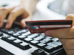 «Вы недоплатили за электричество»: троих украинцев арестовали в Польше за интернет-мошенничество