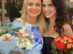 Лилия Ребрик раскрыла свое настоящее имя и показала архивные фото с родной сестрой