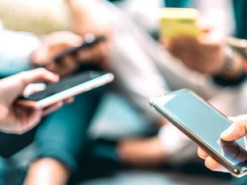 Операторы поддержали идею отключения нелегальных телефонов, но с условием