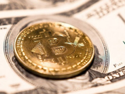 Хорошая инвестиция: неизвестный спустя 9 лет вывел с кошелька Биткоинов на $26,1 млн