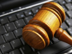 Минюст пообещал допустить других участников к торгам электронным имуществом