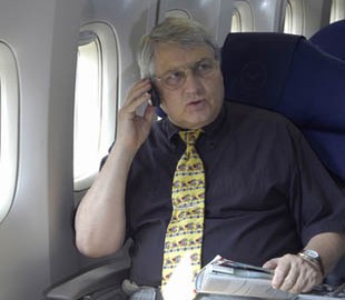 Раскрыта опасность смартфонов на борту самолета