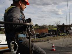 При відключенні світла зникає зв'язок та інтернет. Чому так відбувається і що робити