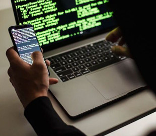 5 мільйонів iPhone та Android під прицілом хакерів: знайдено 6 нових вразливостей