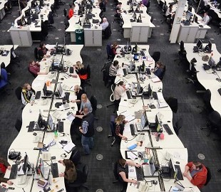 Роботы лишат работы десятки тысяч сотрудников call-центра Великобритании