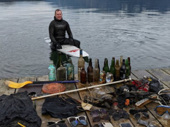 iPhone 11 пролежал на дне озера полгода и остался работоспособным