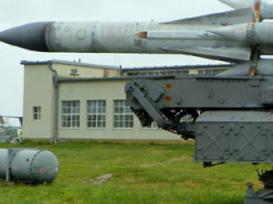 Україна збила російський стратегічний бомбардувальник Ту-22М3 модернізованою ракетою з радянських часів — Reuters