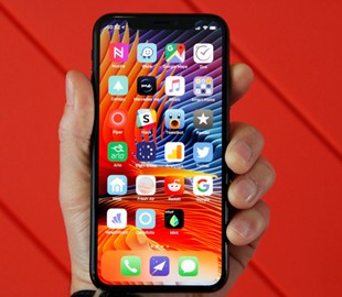 Аналитики уверены, что Apple продаст вдвое меньше iPhone, чем планировала