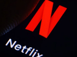 Netflix подарит 83 года подписки на сервис