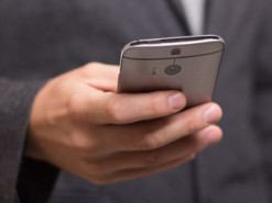 Эксперты объяснили, почему не стоит покупать компактные смартфоны