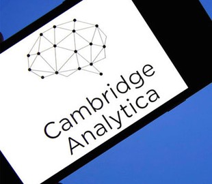 Компания Cambridge Analytica заявила о банкротстве после инцидента с Facebook