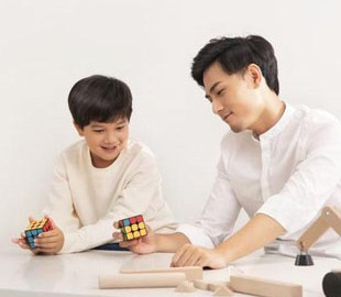 Xiaomi выпустила умный кубик Рубика