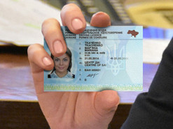 Уряд хоче обмежити строк дії водійських посвідчень