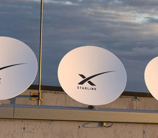 Украина получила 12 000 спутниковых систем Starlink