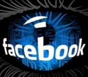 Facebook проверяет личные сообщения пользователей