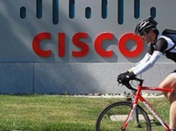 Аналитики понизили рейтинг акций Cisco