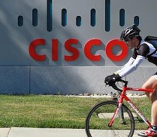 Аналитики понизили рейтинг акций Cisco