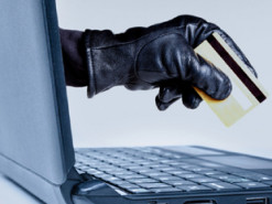 Киберполиция разоблачила мошенников, которые обманули граждан на 300 тыс.грн.