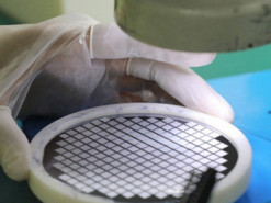 Китай начал штрафовать поставщиков автомобильных чипов за накрутку цен на фоне дефицита