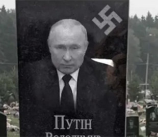 "Говорящие" надгробия Путина и Лукашенко вызвали ажиотаж в сети