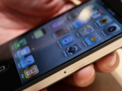 В Шевченковском районе Киева приезжий за один день украл два телефона