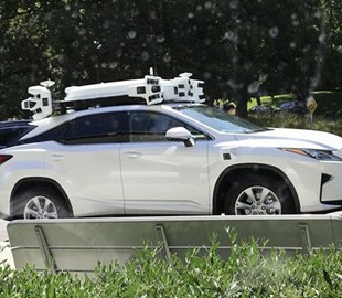 Беспилотные автомобили Apple пока не готовы к работе без страхующего водителя