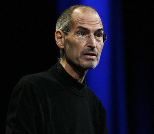 Маркетинговая уловка: Apple готовит спецверсию "умных" очков в память о Стиве Джобсе