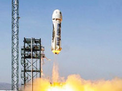 Компания миллиардера Джеффа Безоса отправила в суборбитальный полет новый экипаж