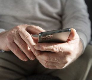 Украинцам пришли "странные" СМС: кто и почему их разослал