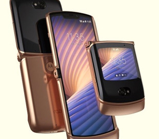 Раскладушка Motorola Razr 2 получит такой же гибкий экран, как у её предшественников