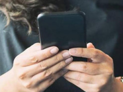 Молода жінка з Кременчука два роки “зливала” маршрути ТЦК у Telegram-каналі