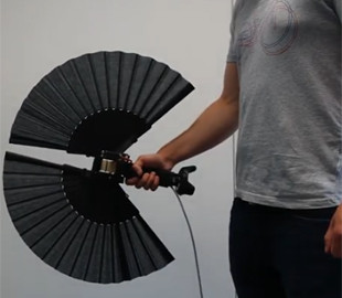 Электрический веер позволил оценить размер объектов в виртуальной реальности