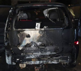 У Вознесенську згоріла автівка місцевого активіста – підпалювачів затримали на вокзалі