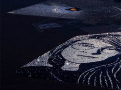 Google создала портрет разработчицы бортовых программ «Аполлона» с помощью 100 тысяч зеркал